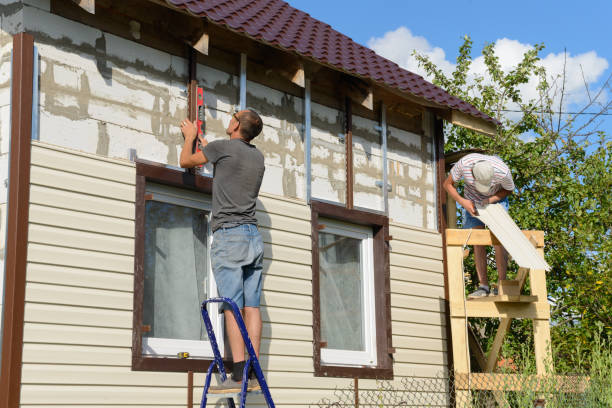 How To Choose The Right Materials for Your Siding Installation in 'Smithville, TX